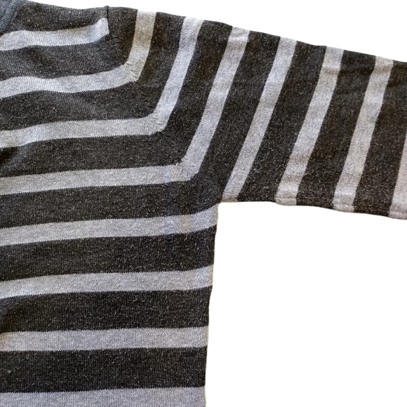 Deb Vneck Women Stretchy Hooded Sweatshirt Gray and White Stripes M - Picture 11 of 13